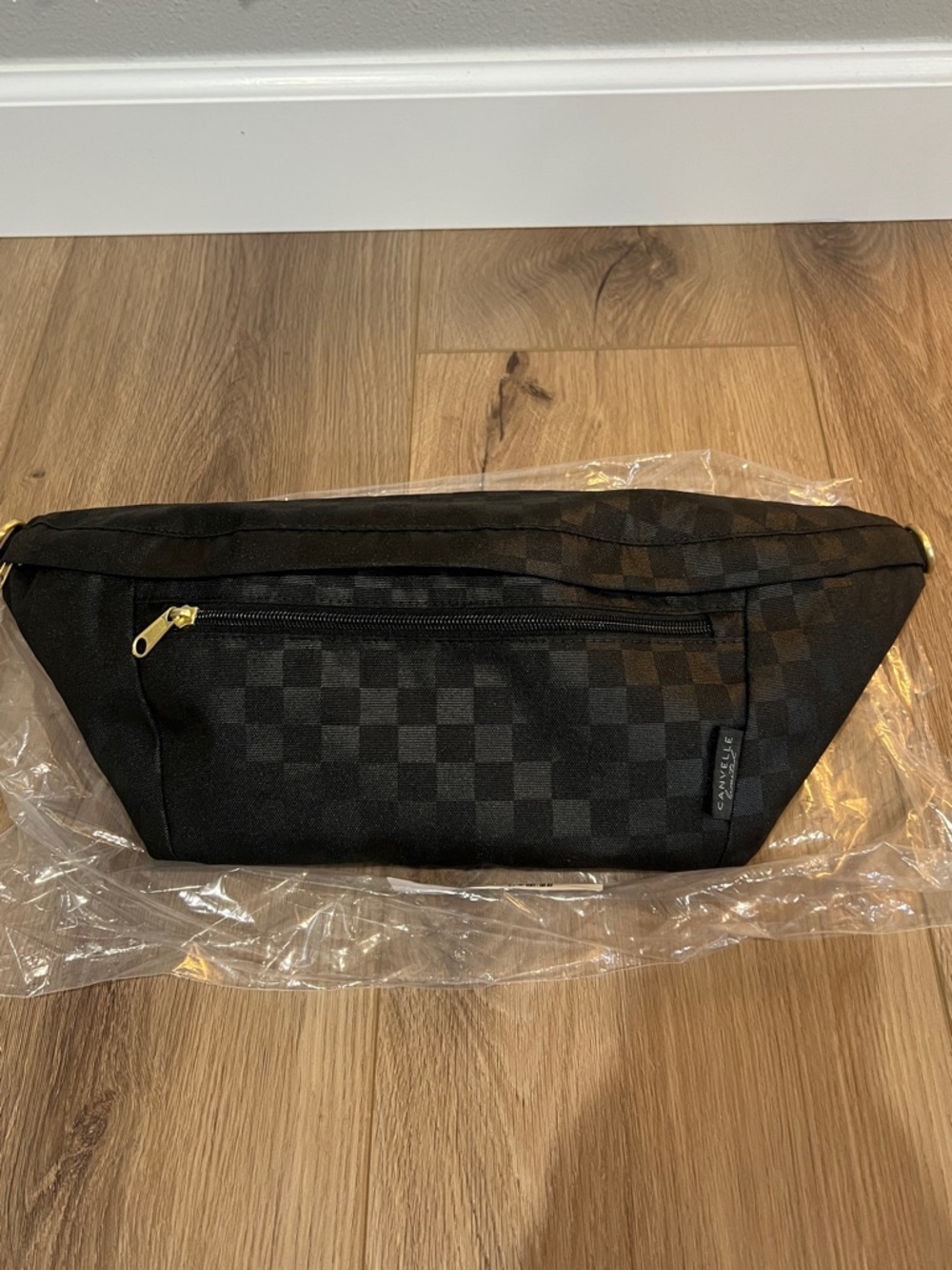 Canvelle Classic Fanny Pack Black checkered Oversized purse NWT